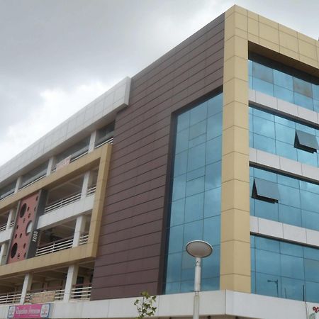 Hotel Canada Palace Batwa Екстер'єр фото
