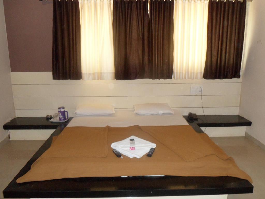 Hotel Canada Palace Batwa Екстер'єр фото