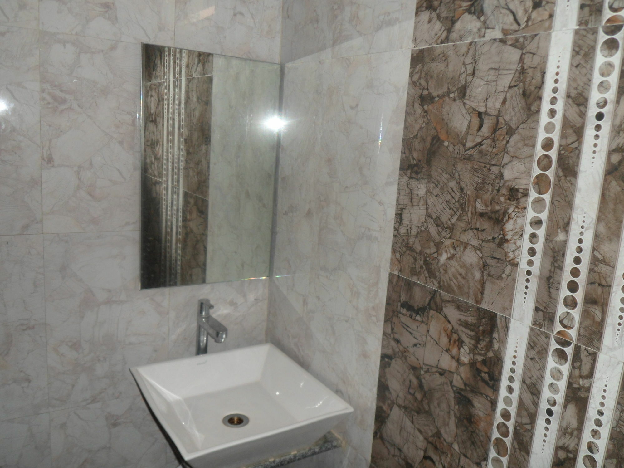 Hotel Canada Palace Batwa Екстер'єр фото